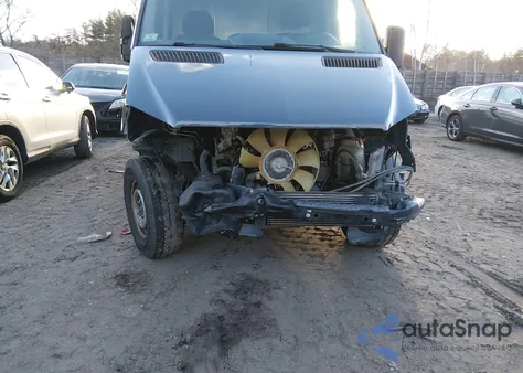 2018 Mercedes-Benz Sprinter 2500 Standard Roof V6 z USA, uszkodzony, nr VIN WD3PE7CD6JP633922